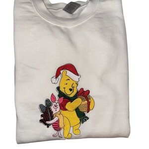 Christmas Disney White Sweatshirt with Winnie the Pooh and Piglet Size Med NWOT